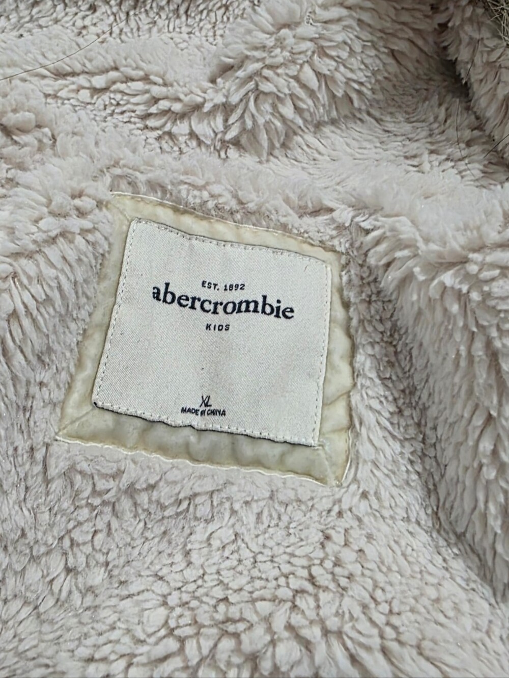 Abercrombie cream vintage long sleeve cable knit button up wool blend faux Fur - Picture 4 of 6